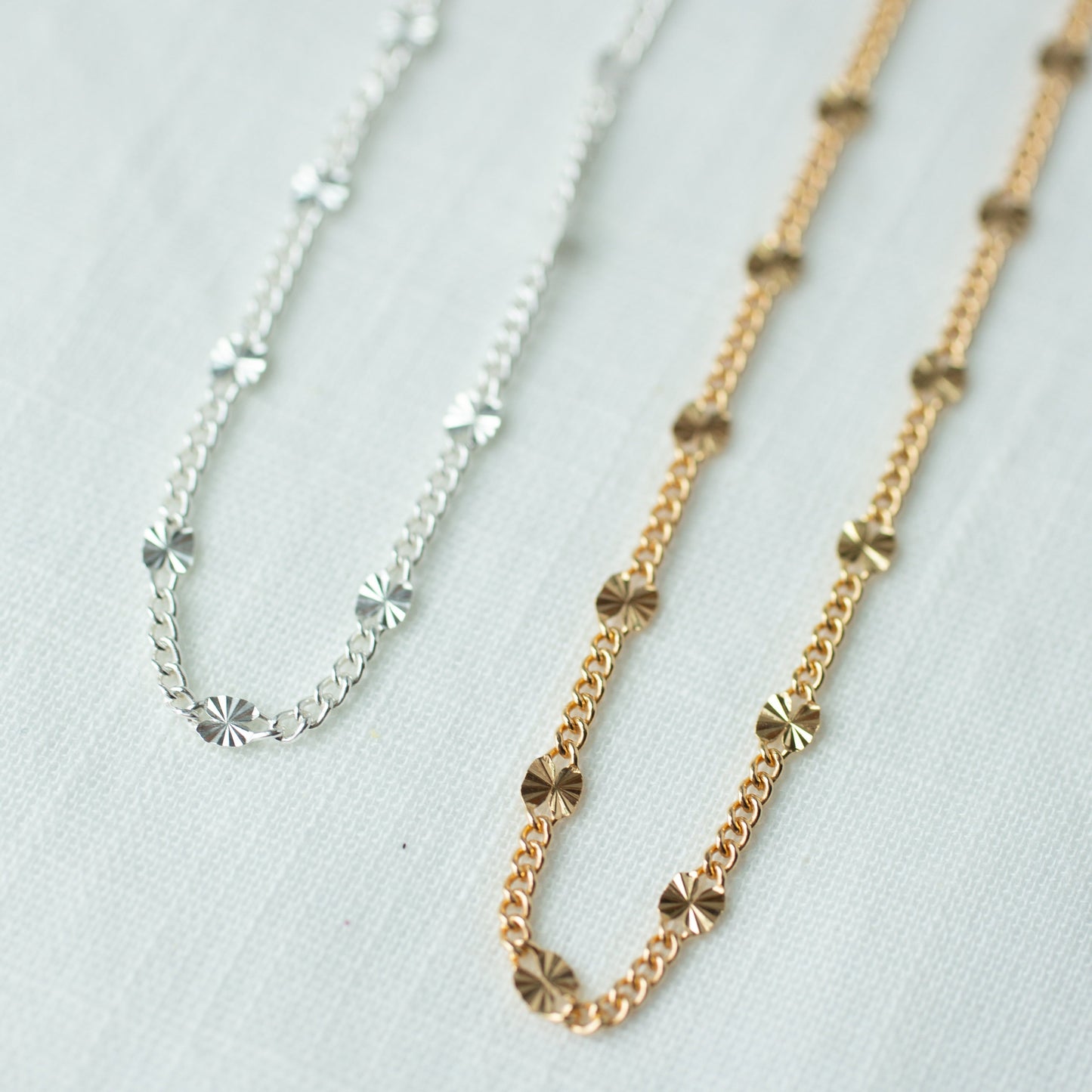 Gold chloe necklace