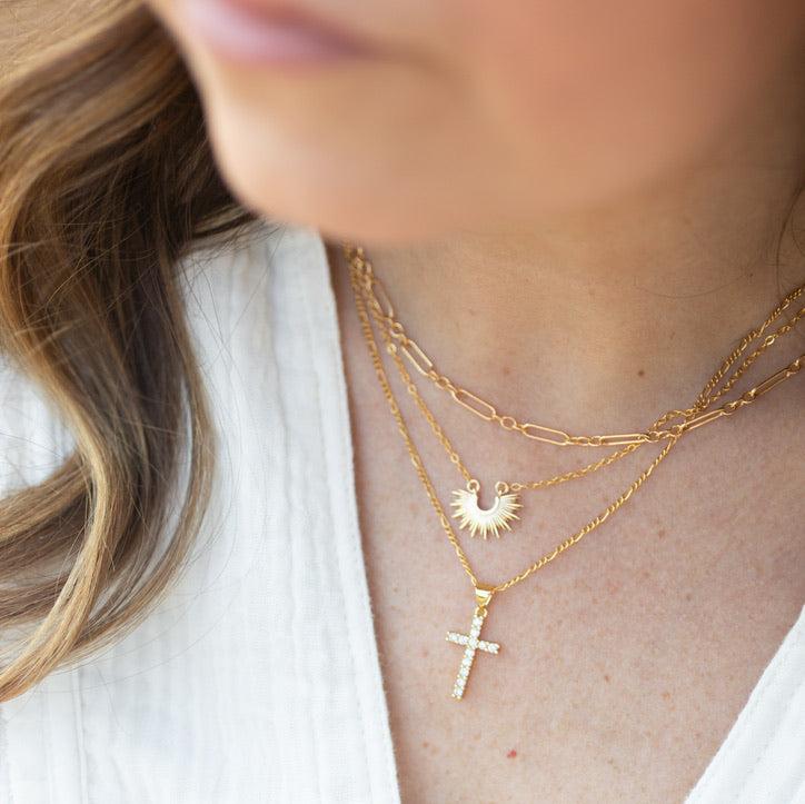 dainty necklaces for her