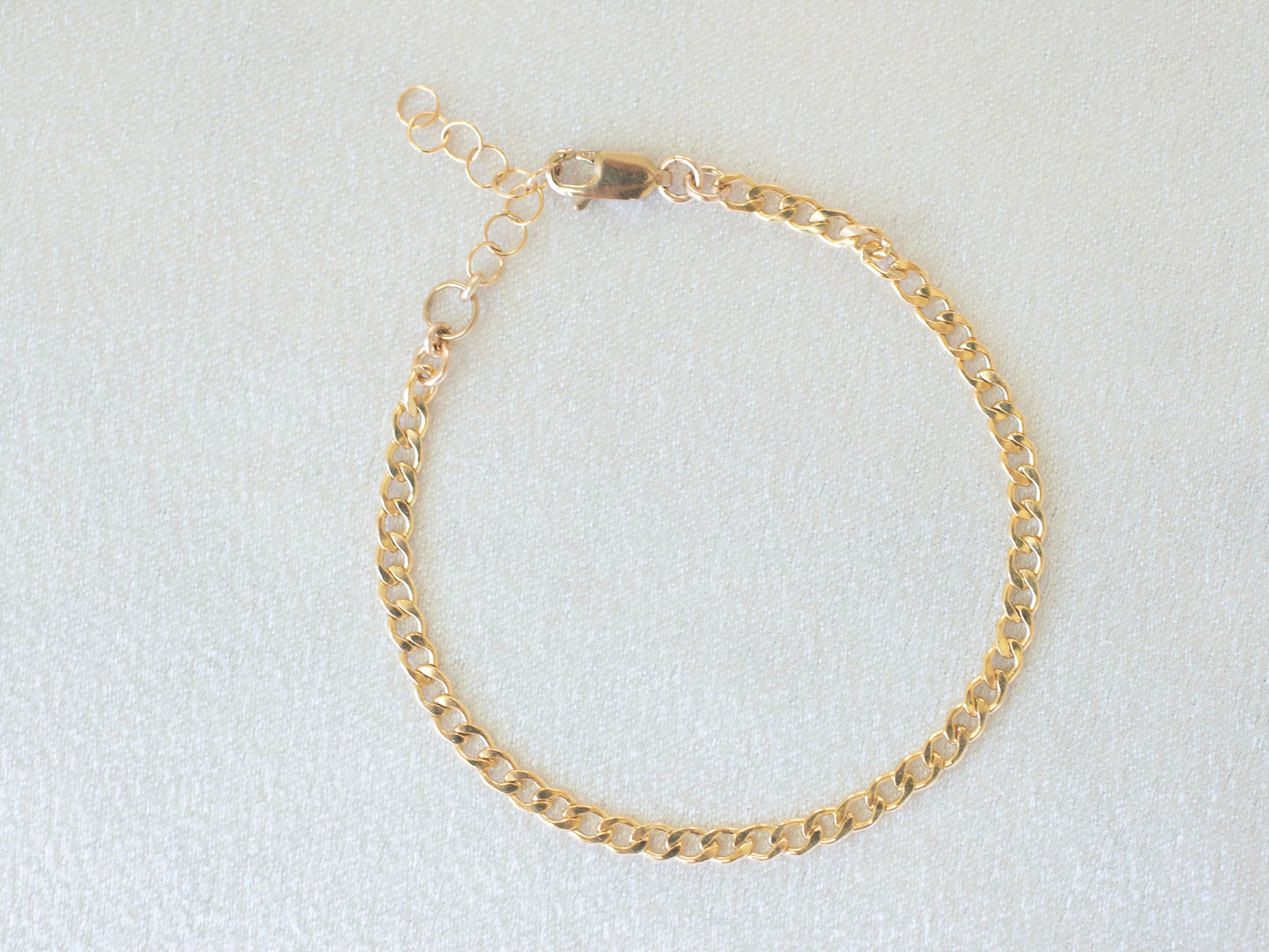 gold curb chain bracelets