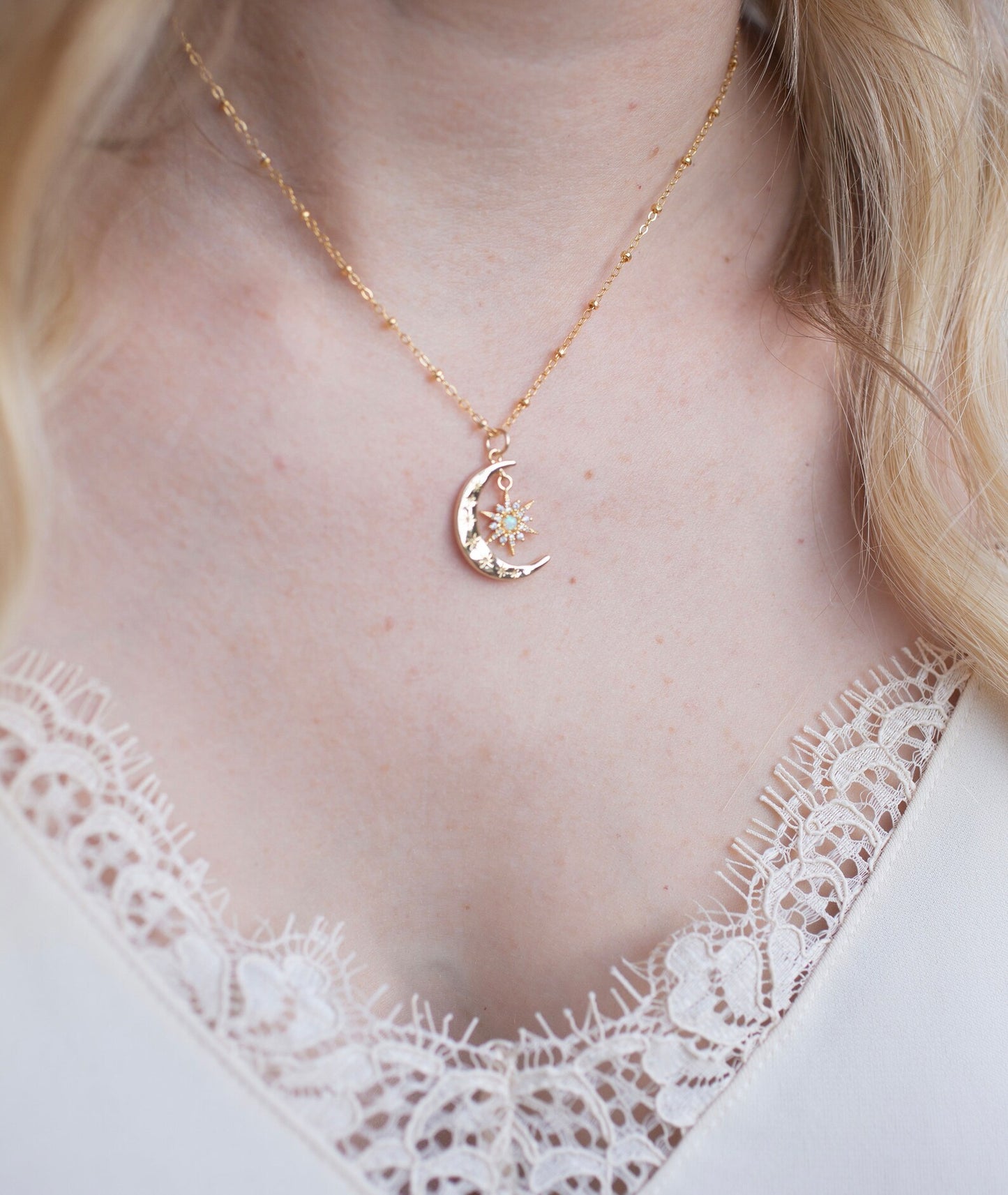 starburst necklace gold