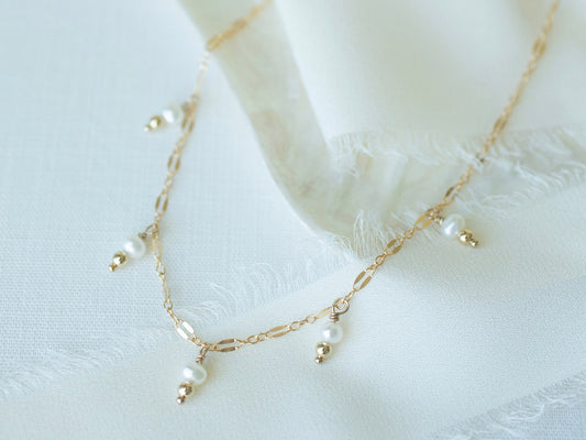 Gold Pearl Droplets Necklace