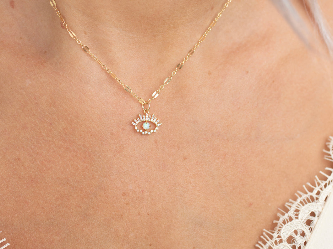 Eye Shine Necklace