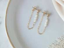 Load image into Gallery viewer, Pearl Dangle Earrings
