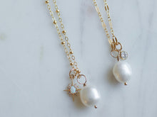 Load image into Gallery viewer, Pearl Pendant Necklace
