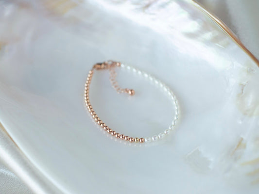 rose gold pearl bracelet