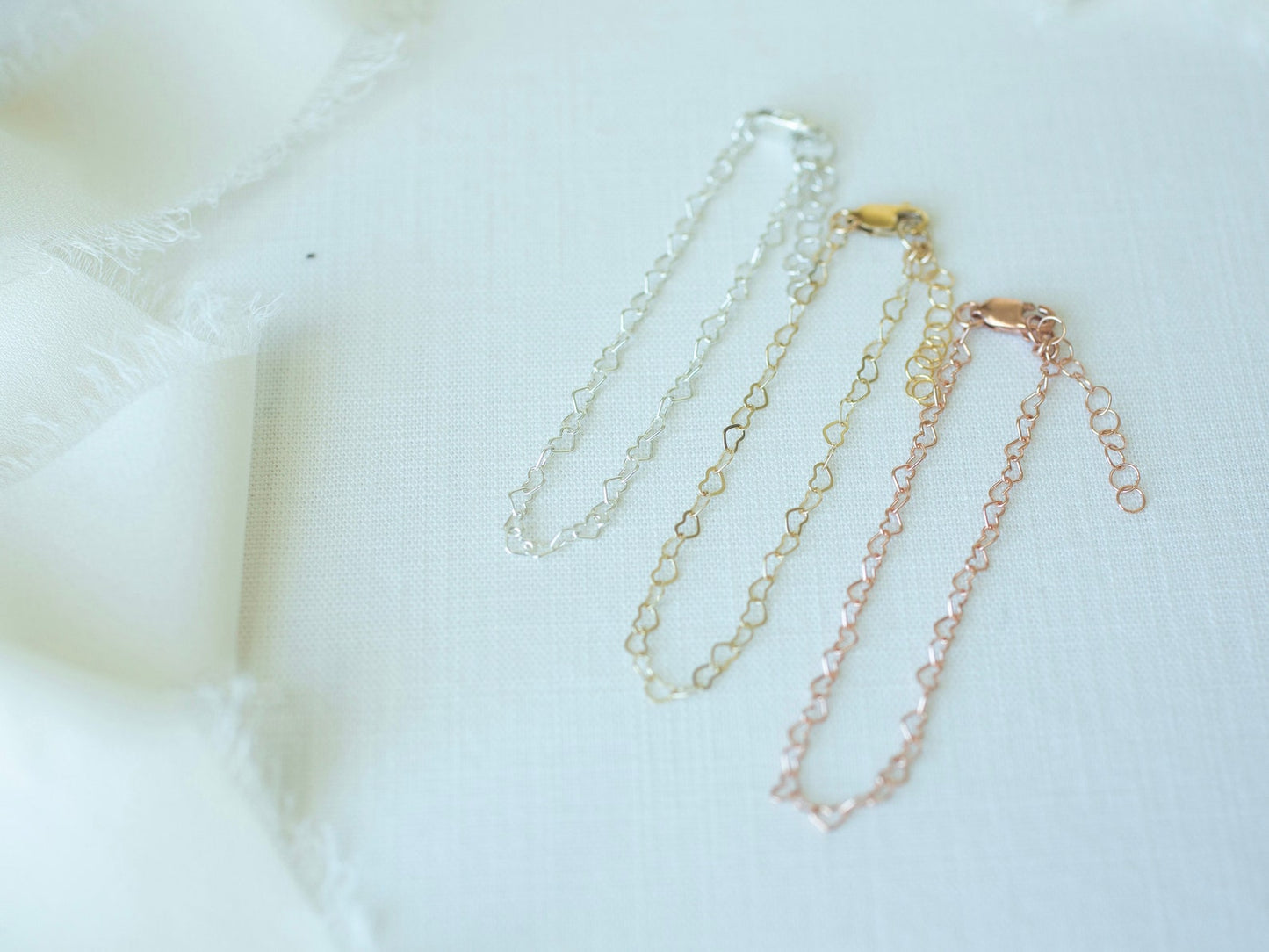 silver heart pendant necklace